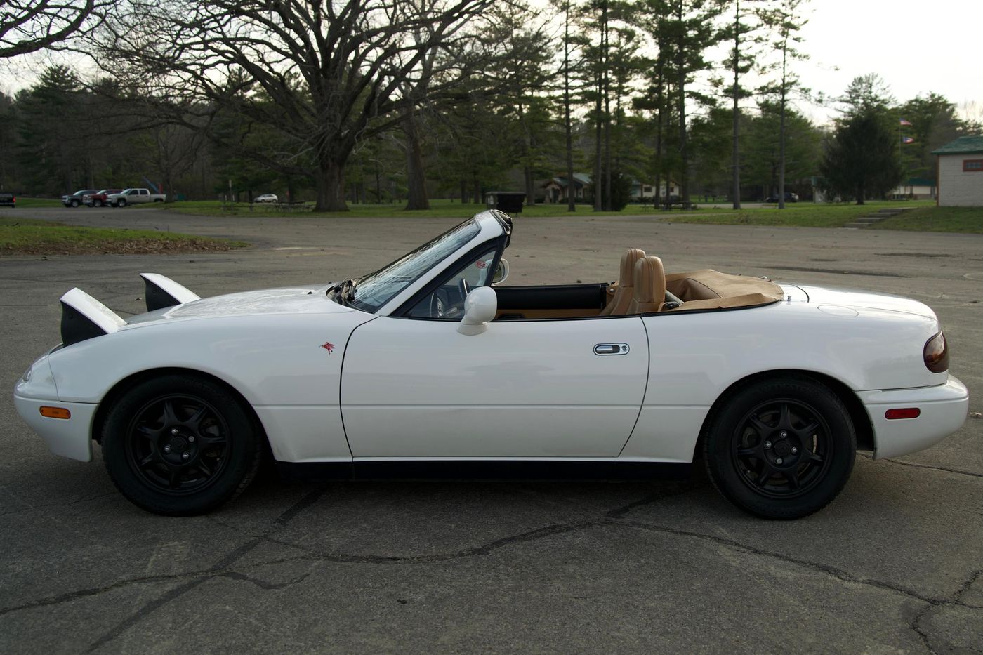1996 Mazda MX-5 Miata — view 3