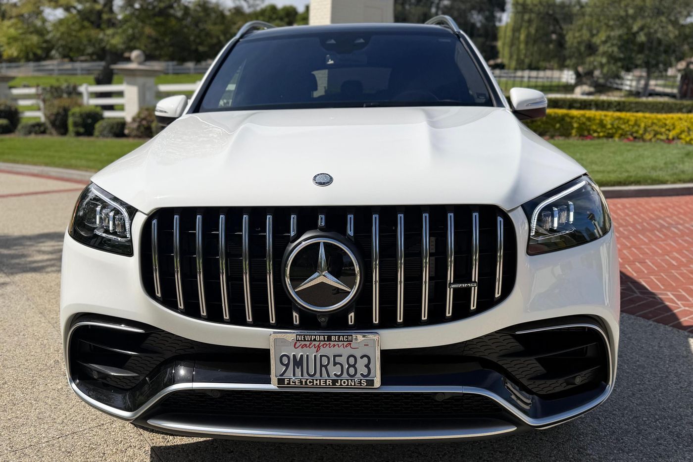 2024 Mercedes-AMG GLS 63 — view 2