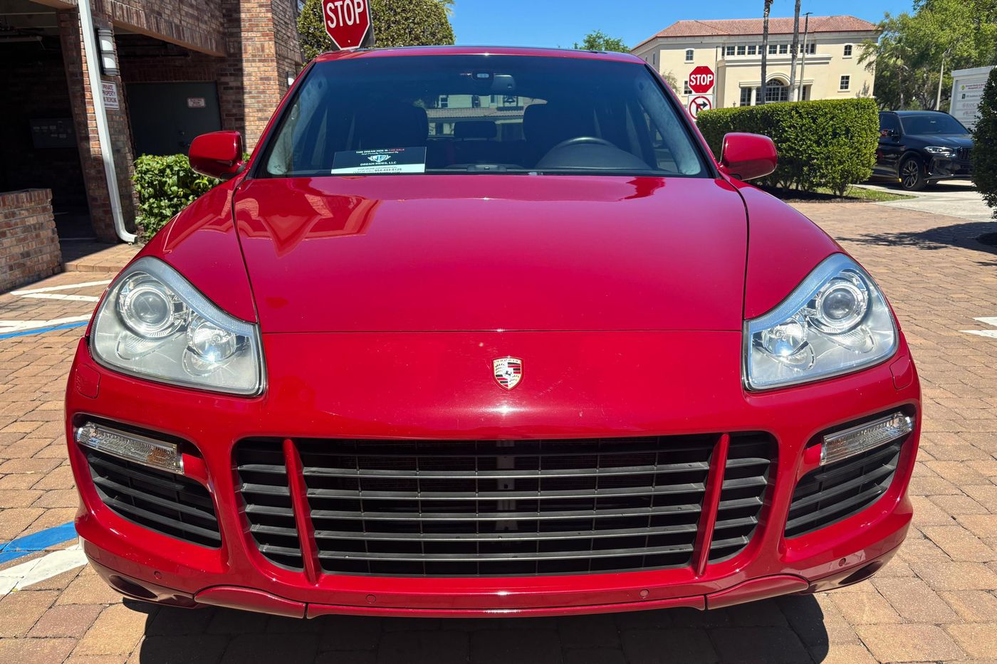 2009 Porsche Cayenne GTS — view 2