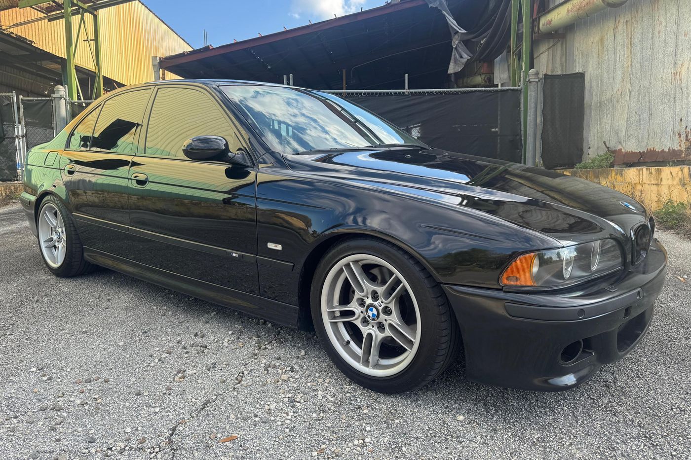 2001 BMW 540i Sedan