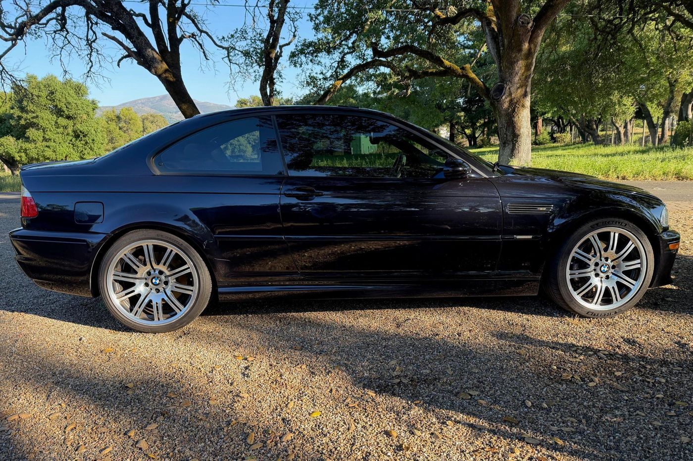 2003 BMW M3 Coupe — view 2