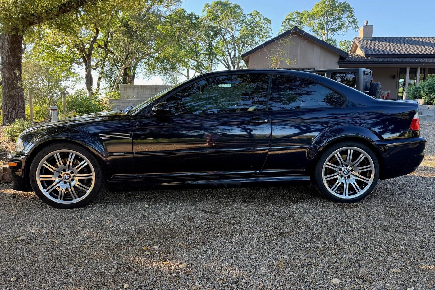 2003 BMW M3 Coupe — view 3