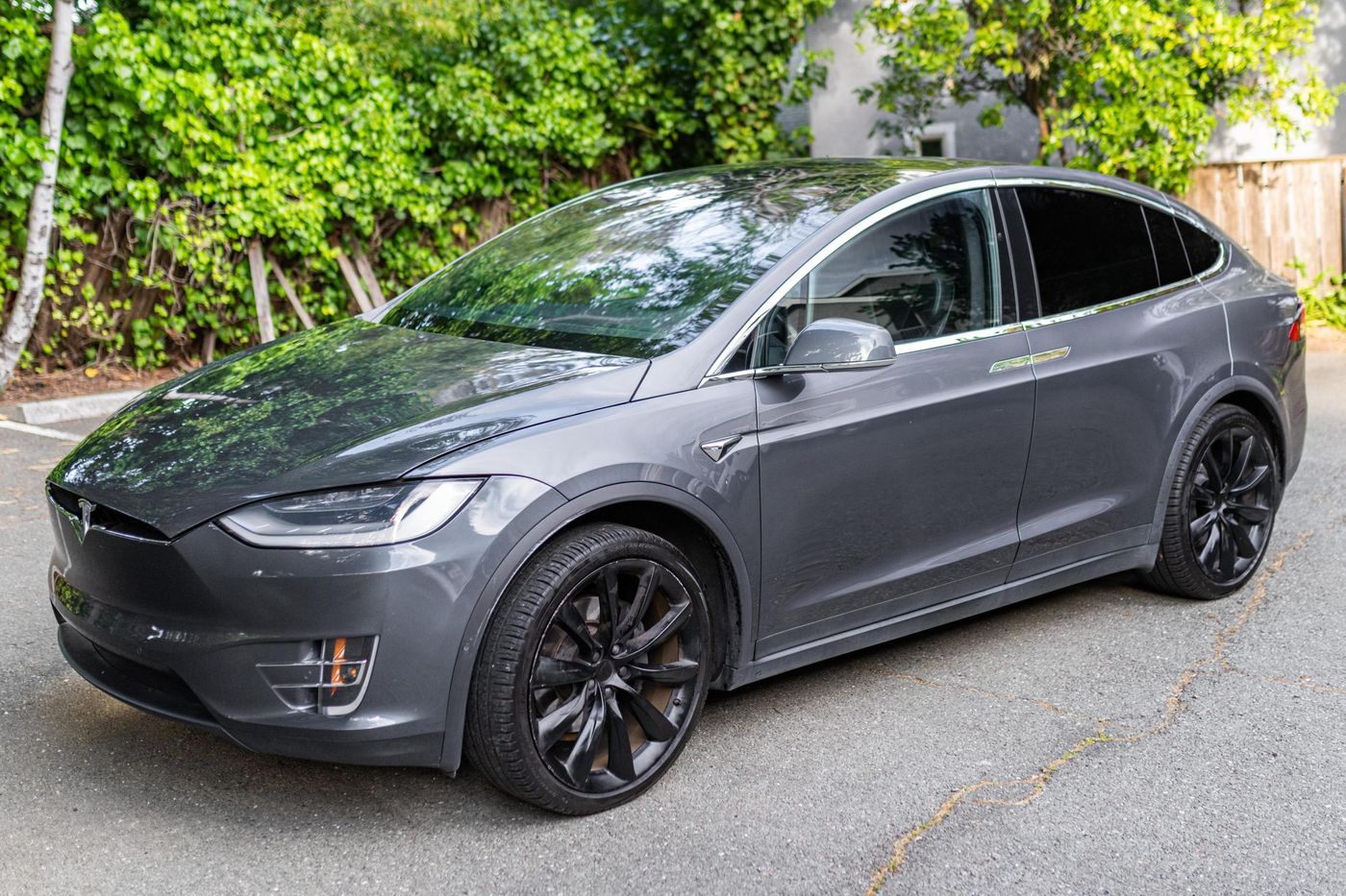 2019 Tesla Model X Standard Range